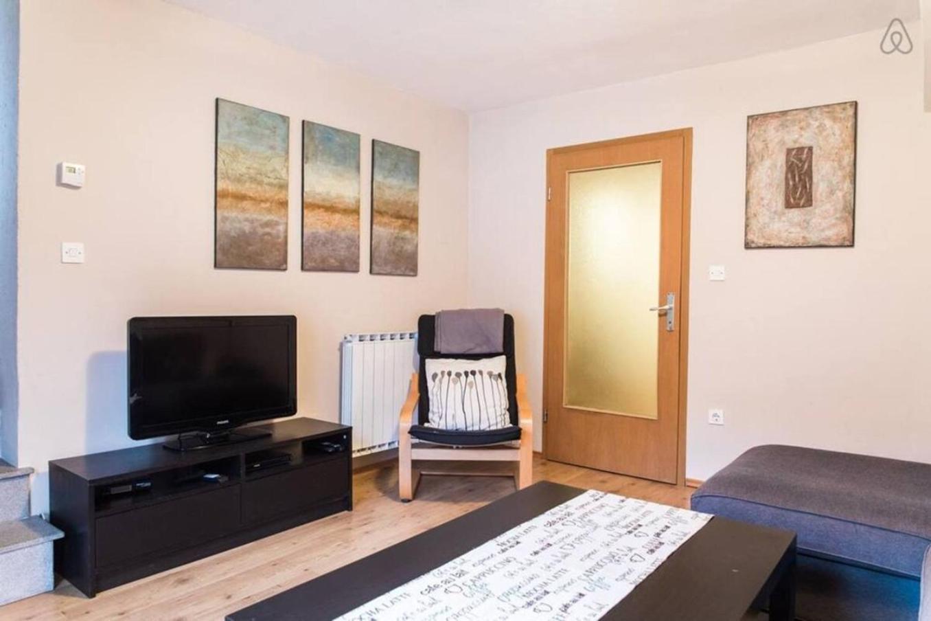 House Maharac With 3 Apartments Till 18 Persons Kamno Eksteriør bilde
